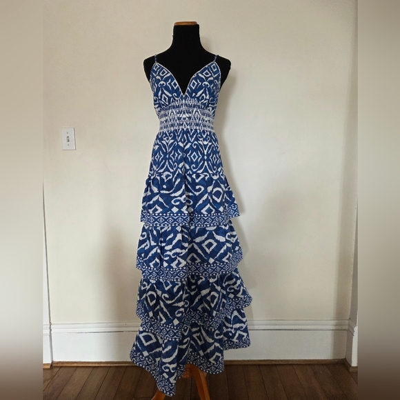 🆕️ House Of Harlow 1960 Blue Patterned Tiered Maxi Dress Size M - Picture 2 of 8